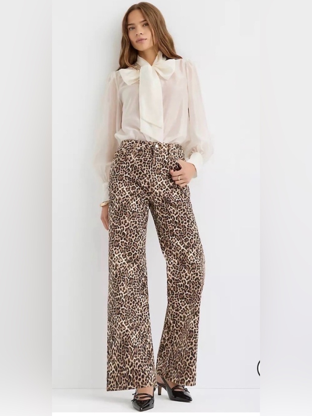 LOFT Leopard-Print wide‎ leg Jeans 27/4